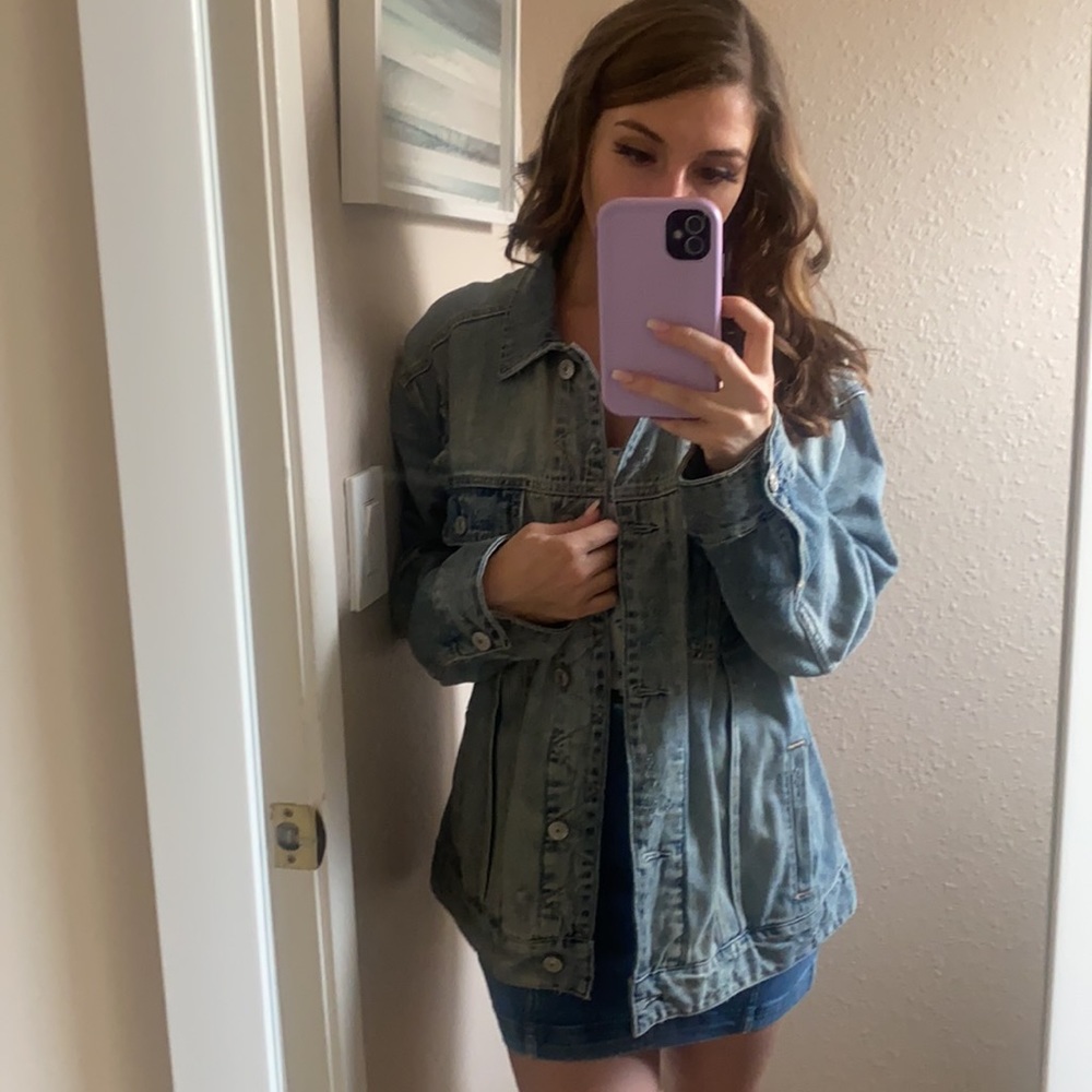 Abercrombie & Fitch Oversized Denim Jacket